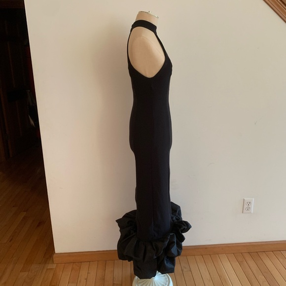 HOUSE OF CB Halter Neck Ruffle Hem Crepe Cocktail Dress - Picture 2 of 9